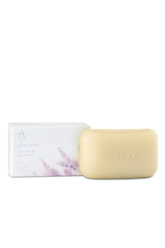 An image of the ARRAN Sense of Scotland Glen Iorsa Lavender & Spearmint Boxed Saddle Soap 200g.