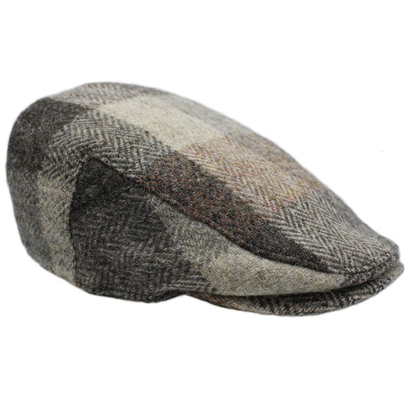 An image of the Heather Accessories Highland Harris Tweed Flat Cap