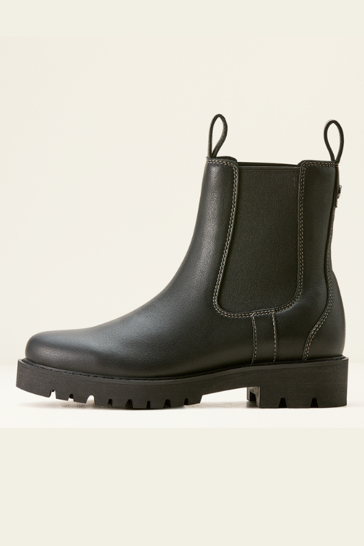 An image of the Ariat Wexford Lug Mid Waterproof Chelsea Boots
