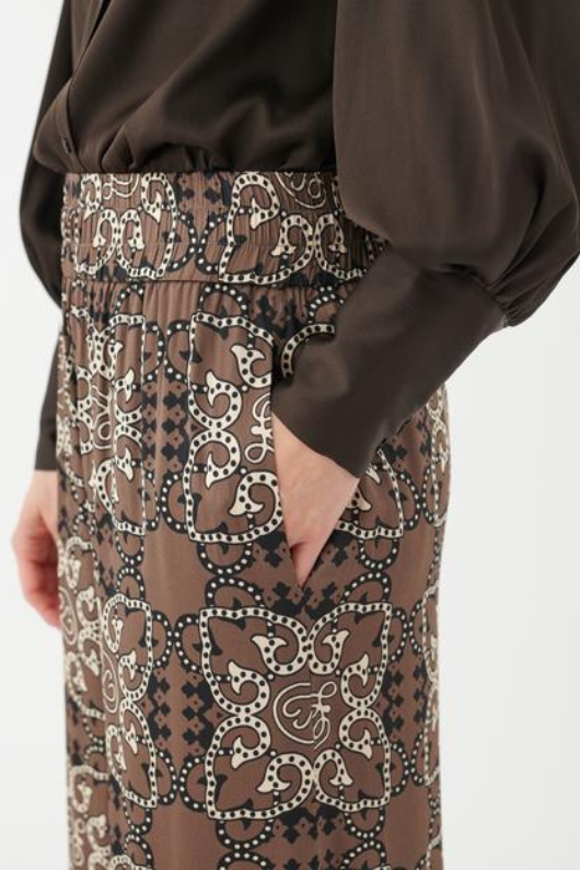 An image of the Dea Kudibal Margodea Trousers