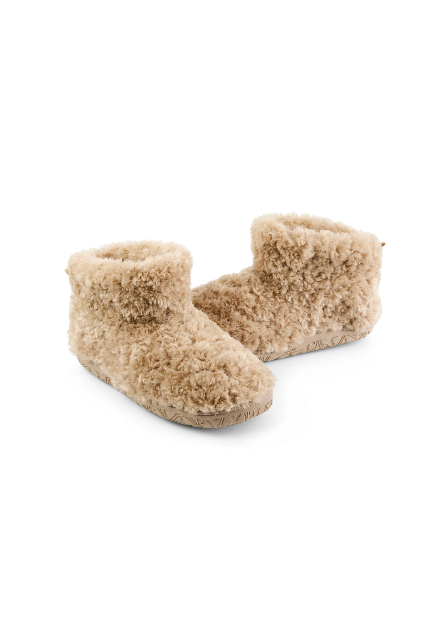 An image of the Bedroom Athletics Lauren Luxury Borg Fleece Short Slipper Boot