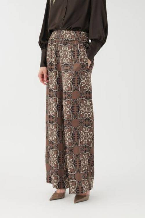 An image of the Dea Kudibal Margodea Trousers