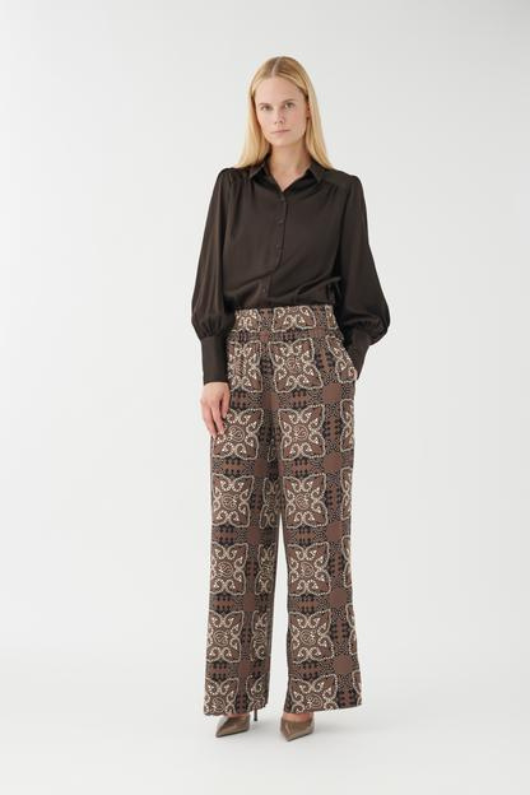 An image of the Dea Kudibal Margodea Trousers
