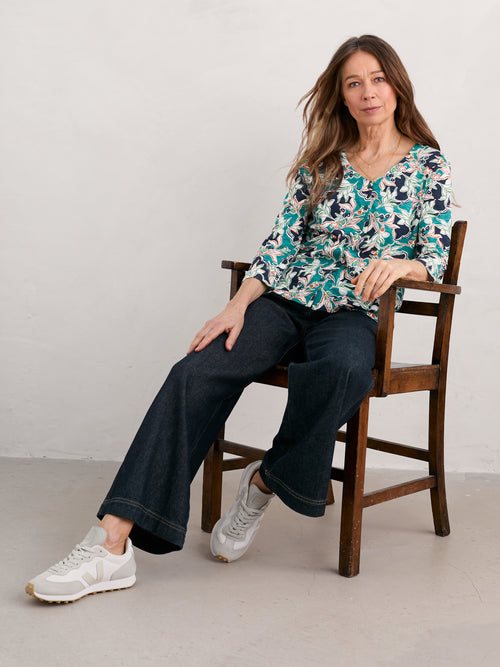 An image of the Seasalt 3/4 Sleeve Studio Glass Top