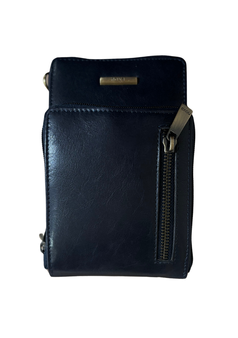 An image of the Nova Leathers Phone Bag