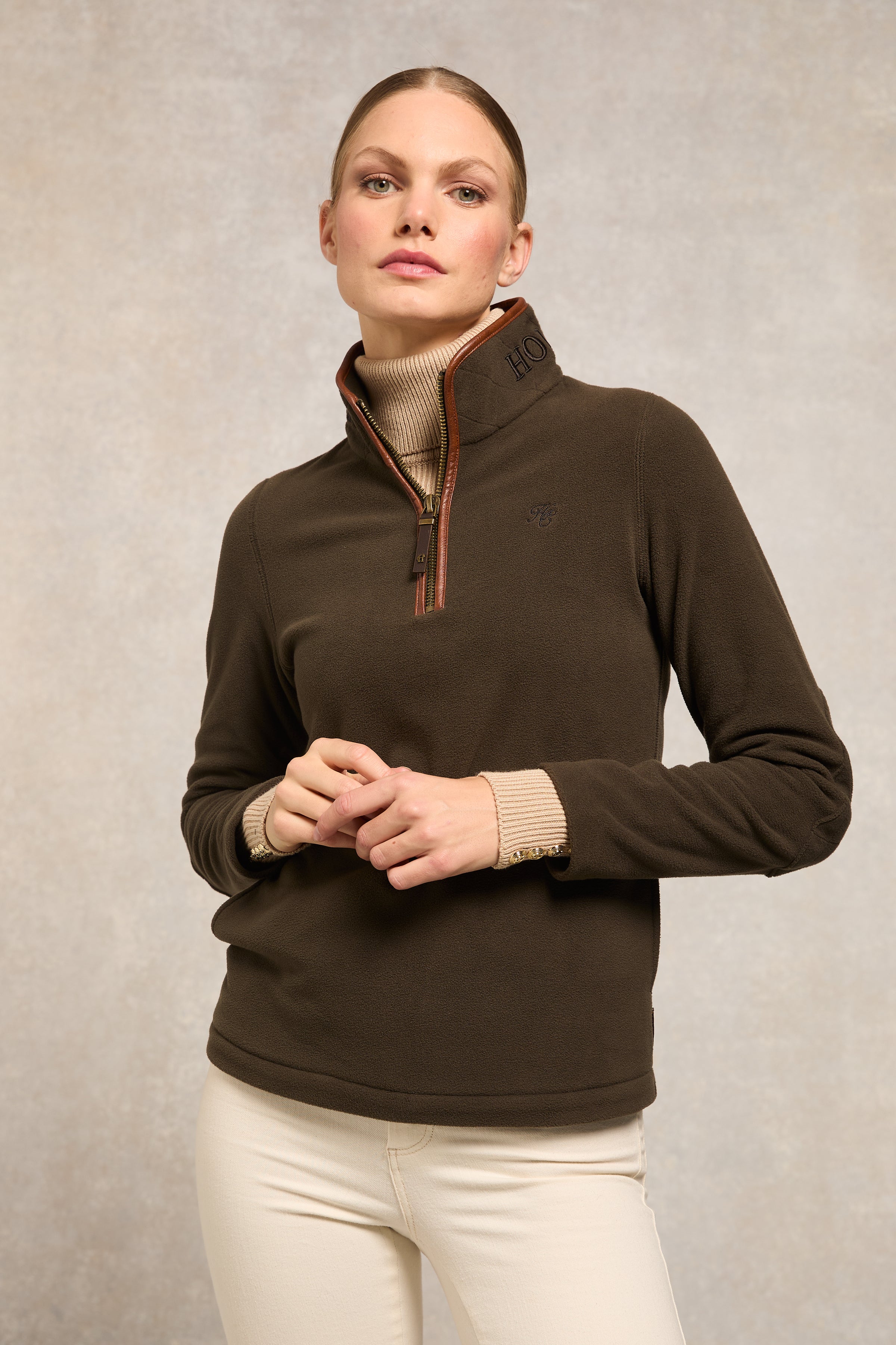 An image of the Holland Cooper Country Fleece Quarter Zip