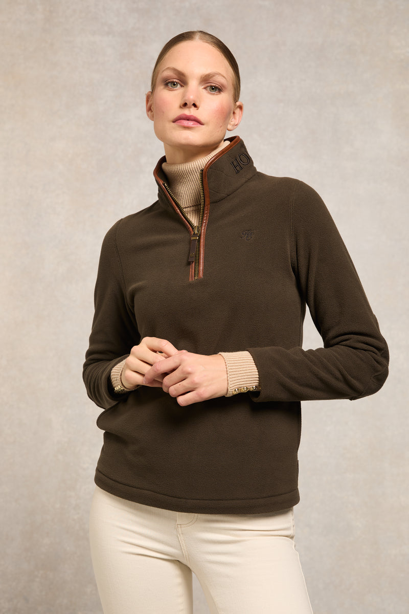 An image of the Holland Cooper Country Fleece Quarter Zip