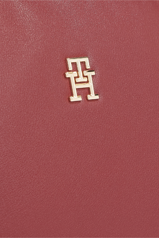 An image of the Tommy Hilfiger Poppy Plus Crossover