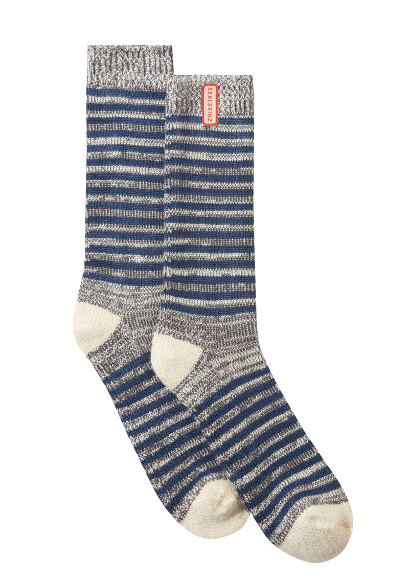An image of the Sealskinz Attleborough Socks