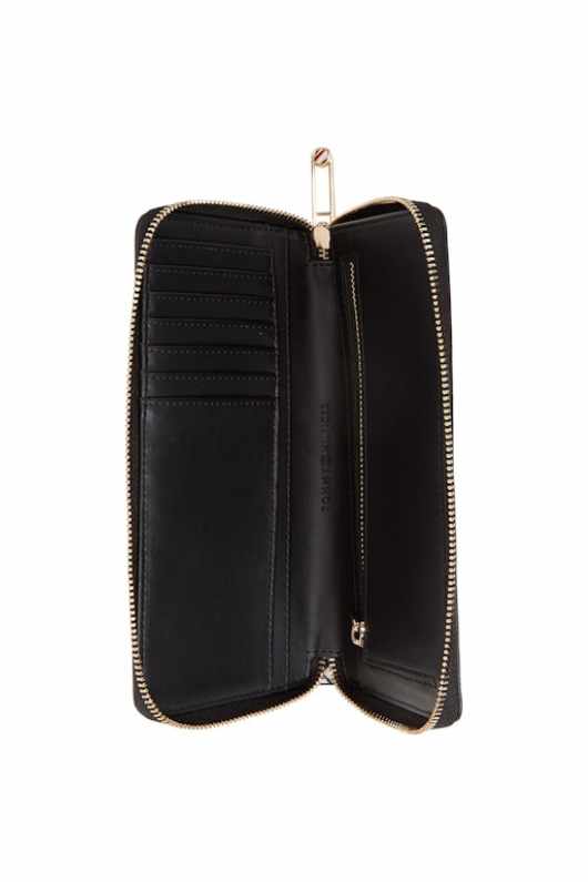 An image of the Tommy Hilfiger Iconic Tommy Large ZA Mono