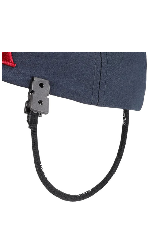 Musto Crew Cap in Navy. A fast-drying cap with rear adjustment, retainer clip, and Musto logo embroidery on the front.