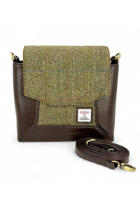 Highland Messenger - Country Green