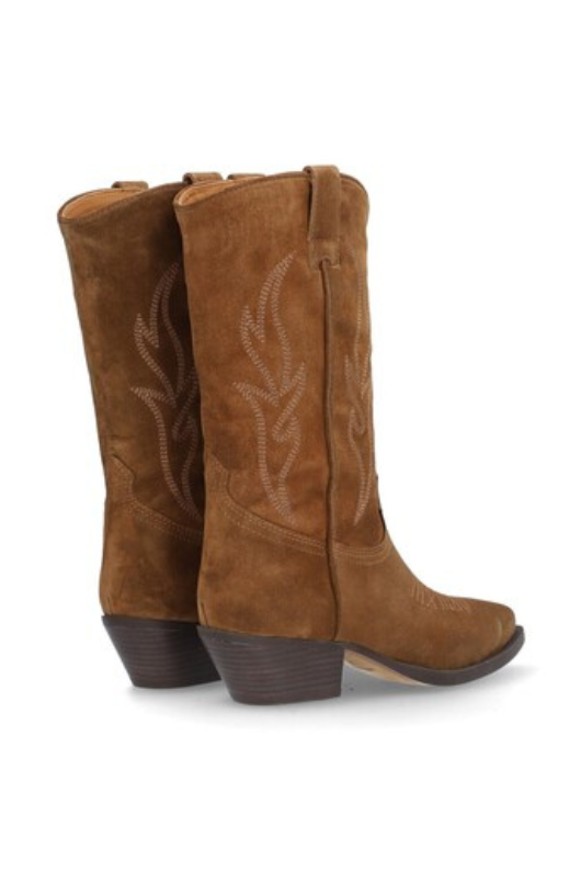 Alpe Suede Cowboy Boots in brown with a 4cm block heel and detailed suede upper.