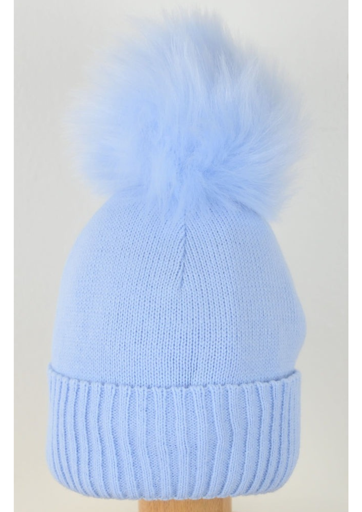 Single Pom Hat