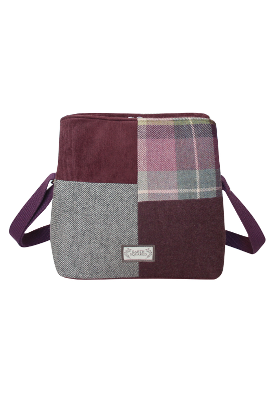 An image of the Earthsquared Logan Bag