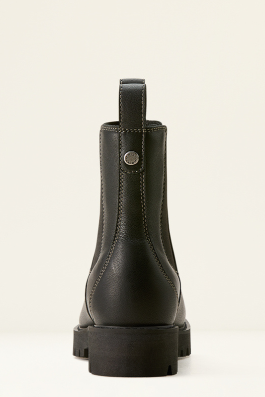 An image of the Ariat Wexford Lug Mid Waterproof Chelsea Boots