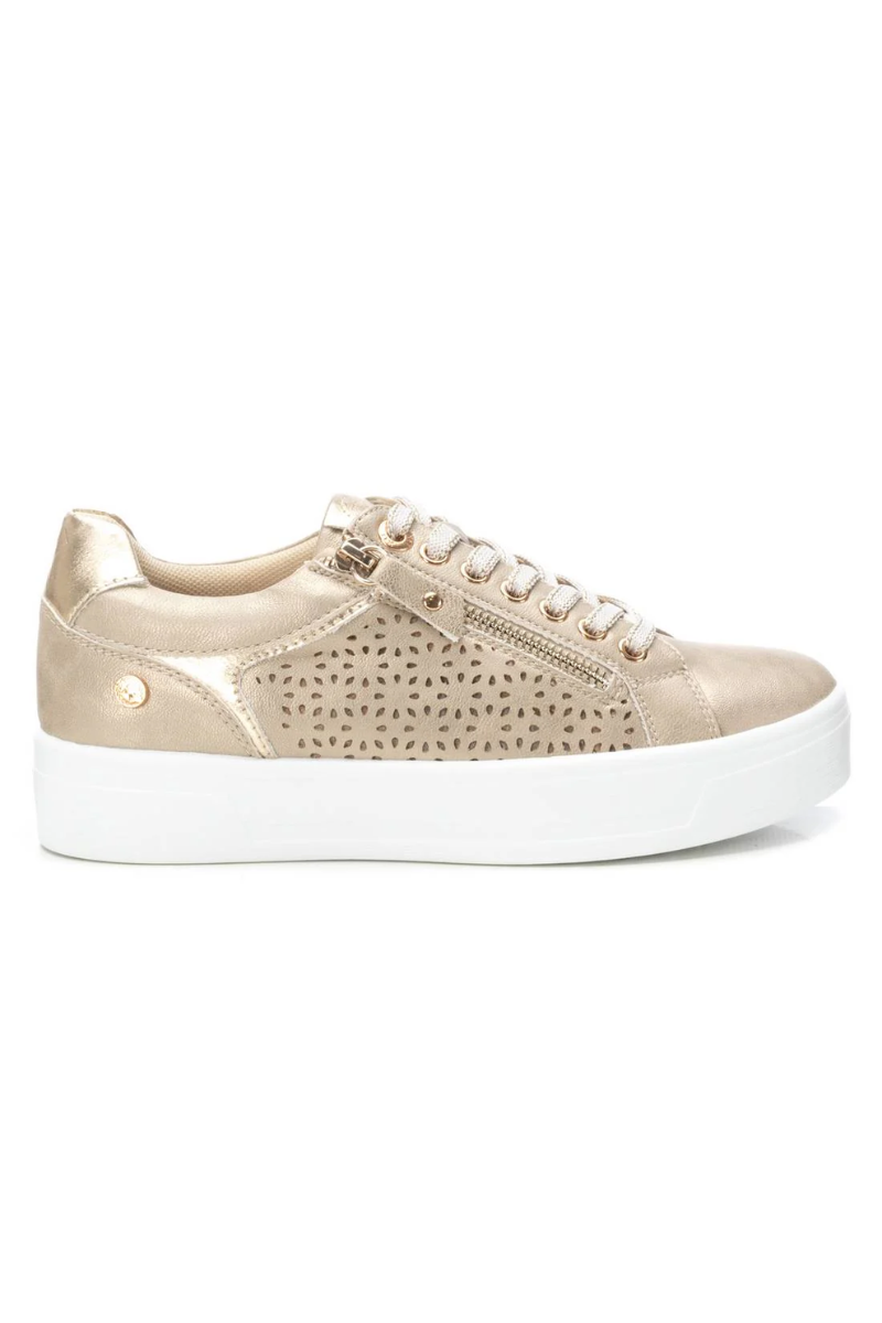 An image of the Xti Metallic Trainers