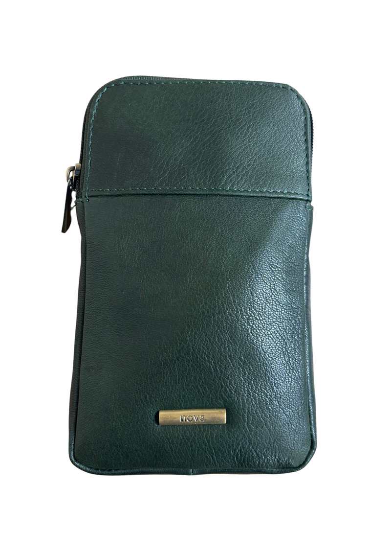 An image of the Nova Leathers Leather Simple Phone Case