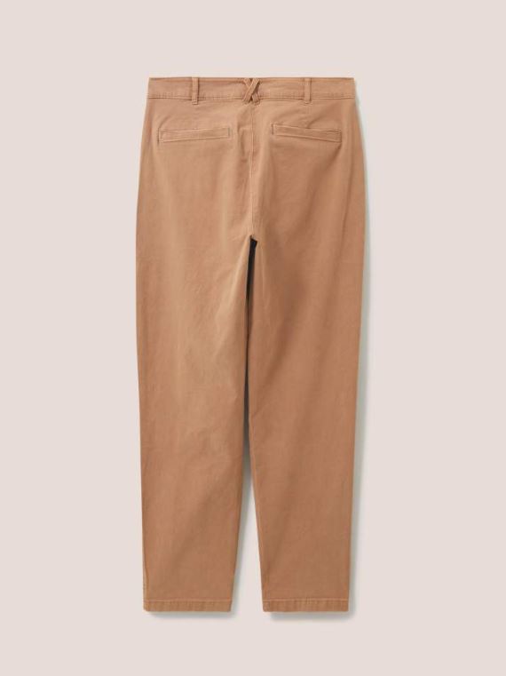 White Stuff Twister Chino. A relaxed cut trouser with tapered leg in a soft feel material in the shade mid tan.