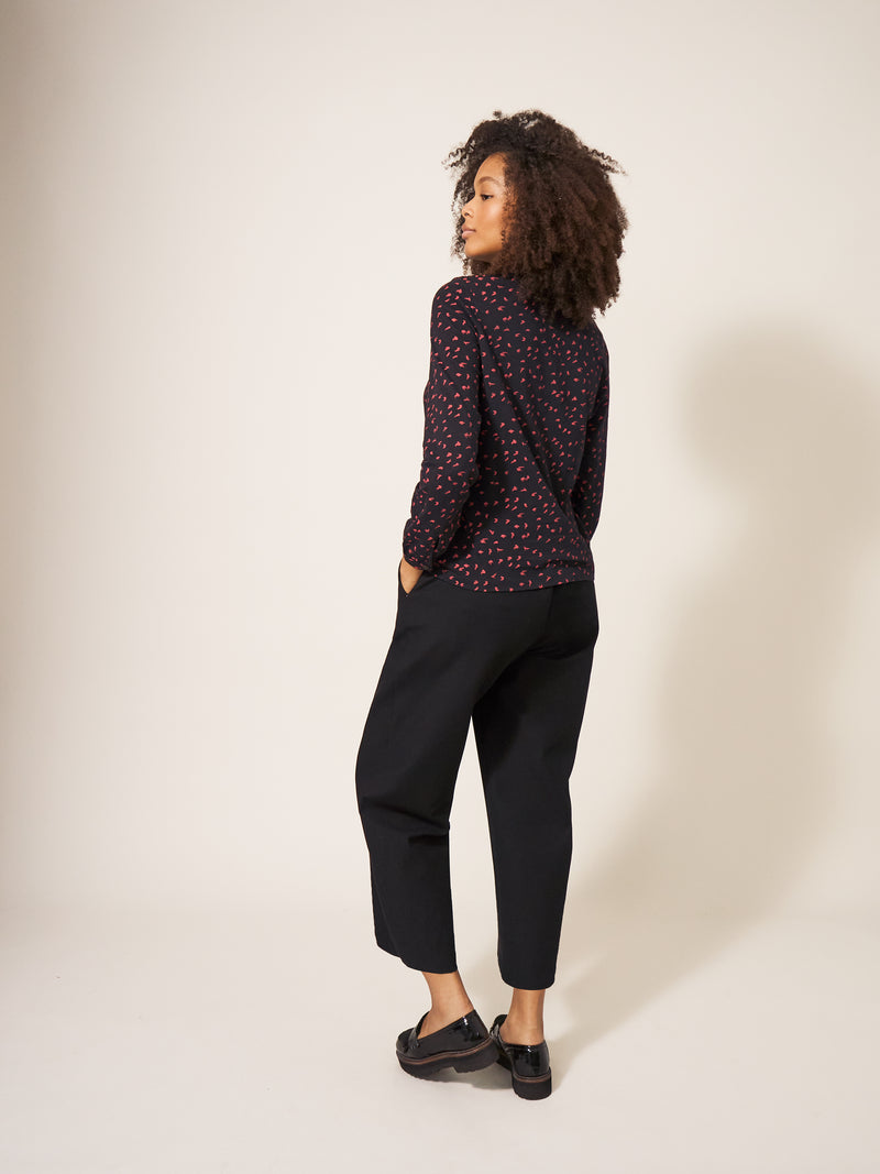 An image of the White Stuff Ana Smock Shoulder Top