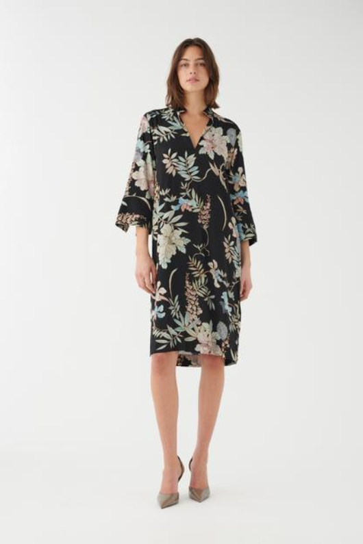 An image of the Dea Kudibal Sibeldea EV Dress