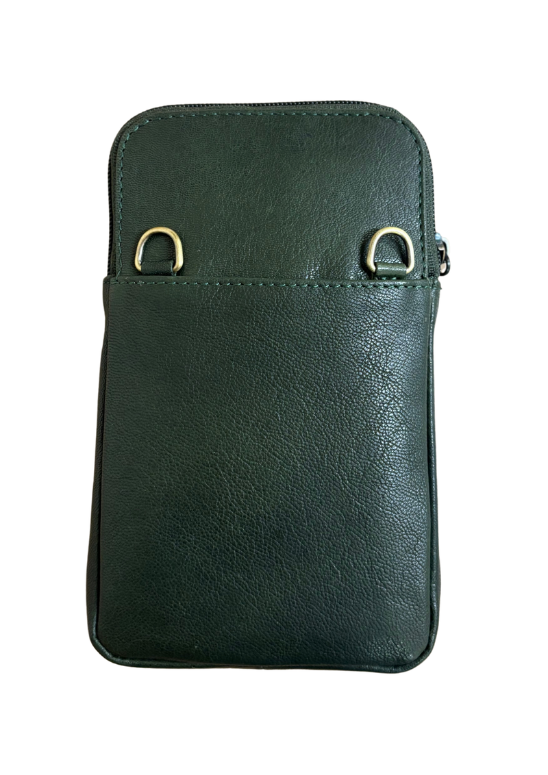 An image of the Nova Leathers Leather Simple Phone Case