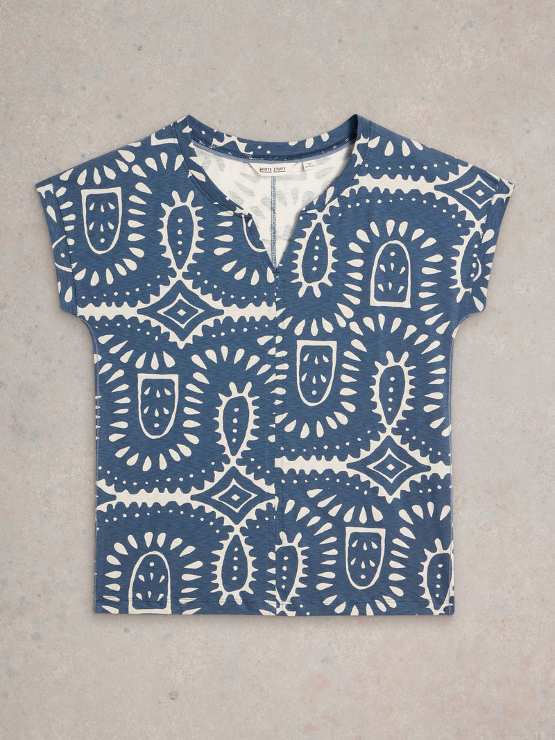 An image of the White Stuff Nelly Notch Neck Tee