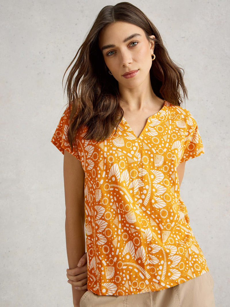 An image of the White Stuff Nelly Notch Neck Tee