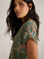 An image of the White Stuff Nelly Notch Neck Tee