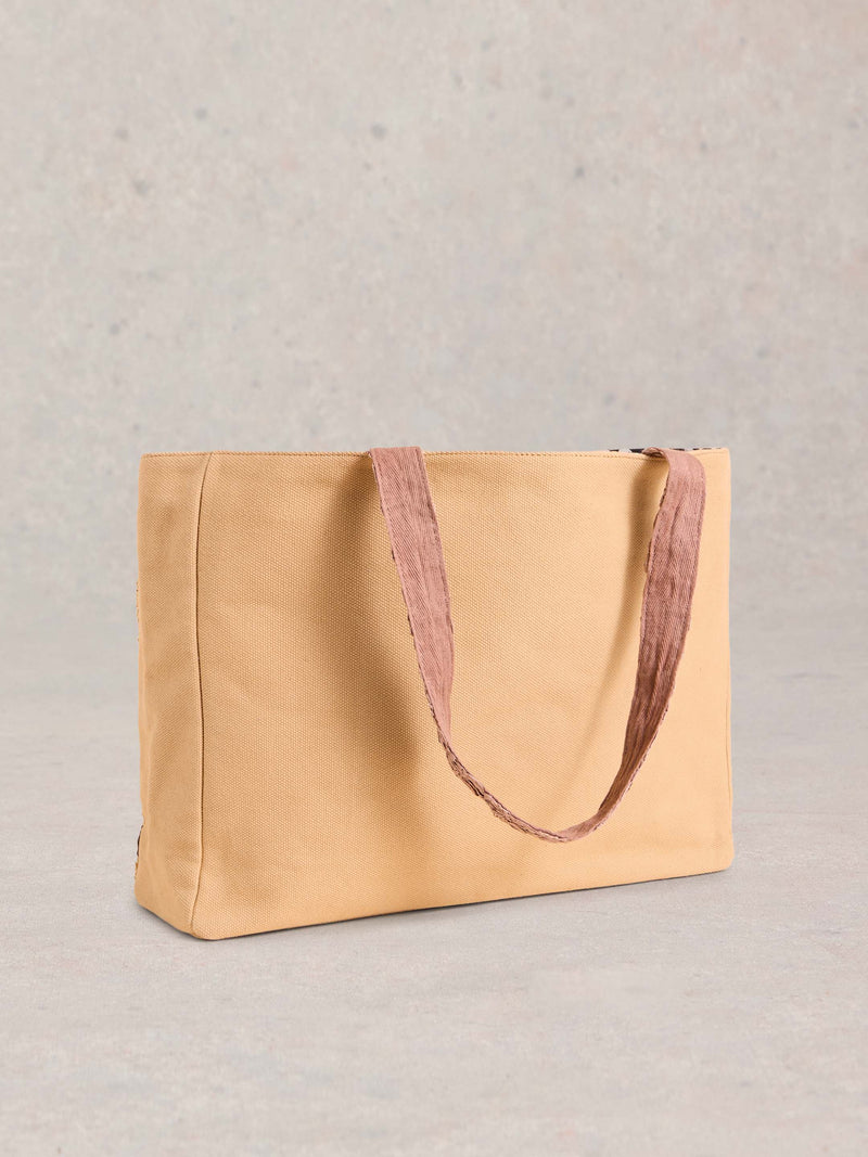 An image of the White Stuff Gracie Crochet Tote Bag