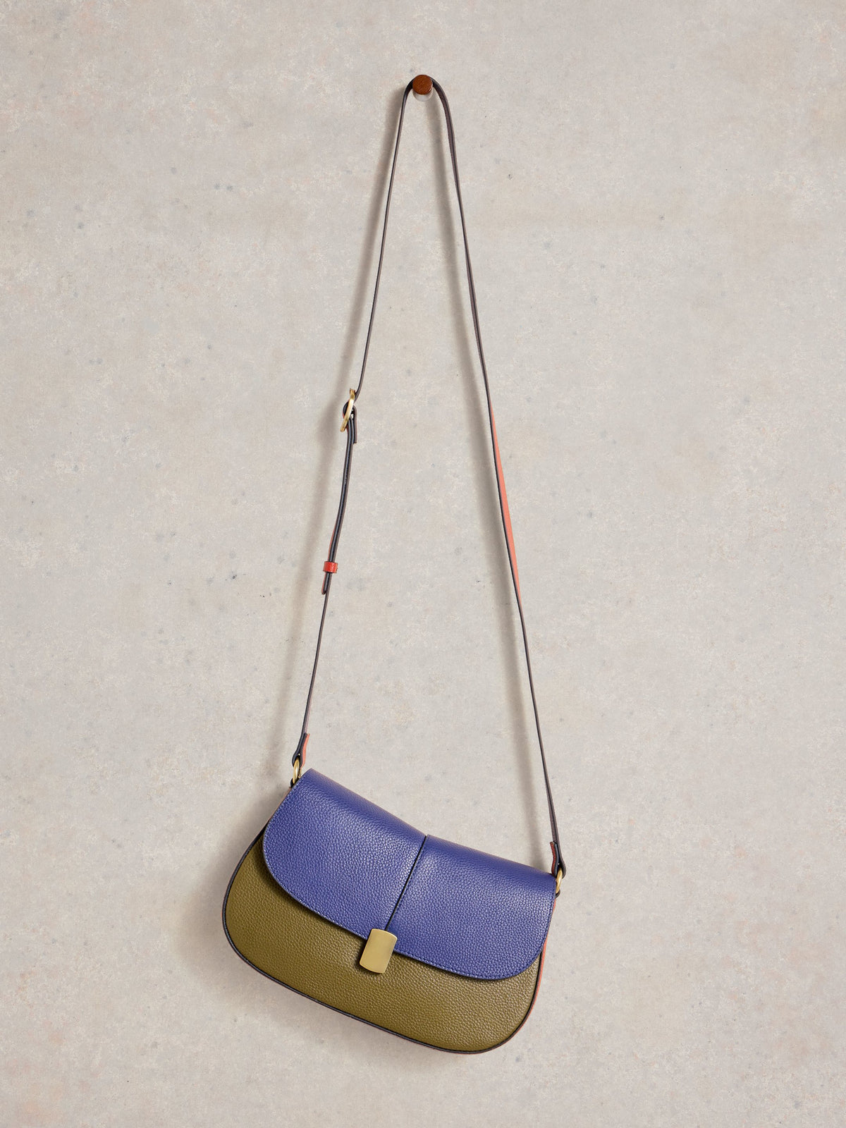 An image of the White Stuff Silvy Lock Crossbody Bag