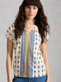 An image of the White Stuff Nelly Notch Neck Tee