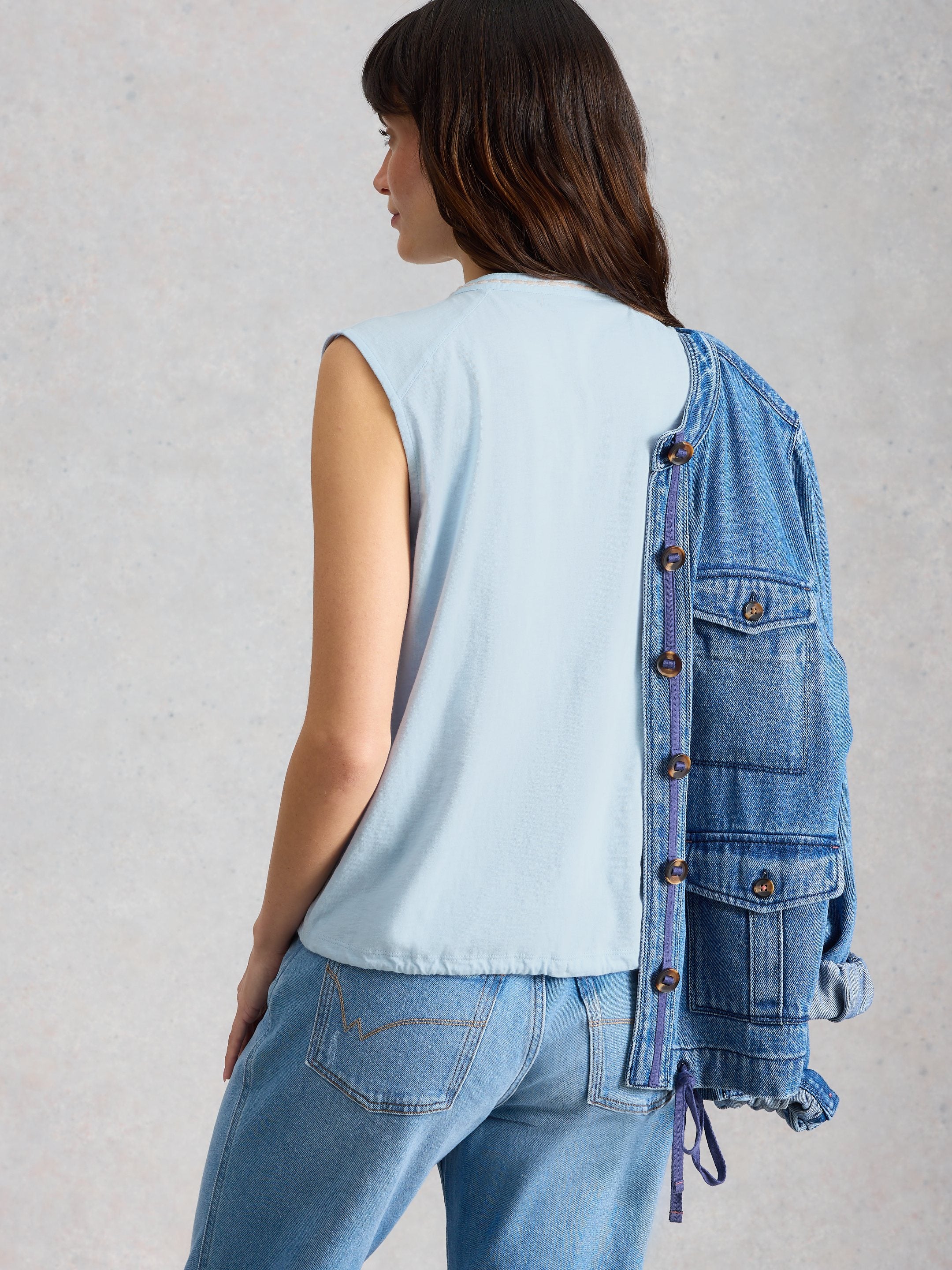 An image of the White Stuff Peony Sleeveless Shirt