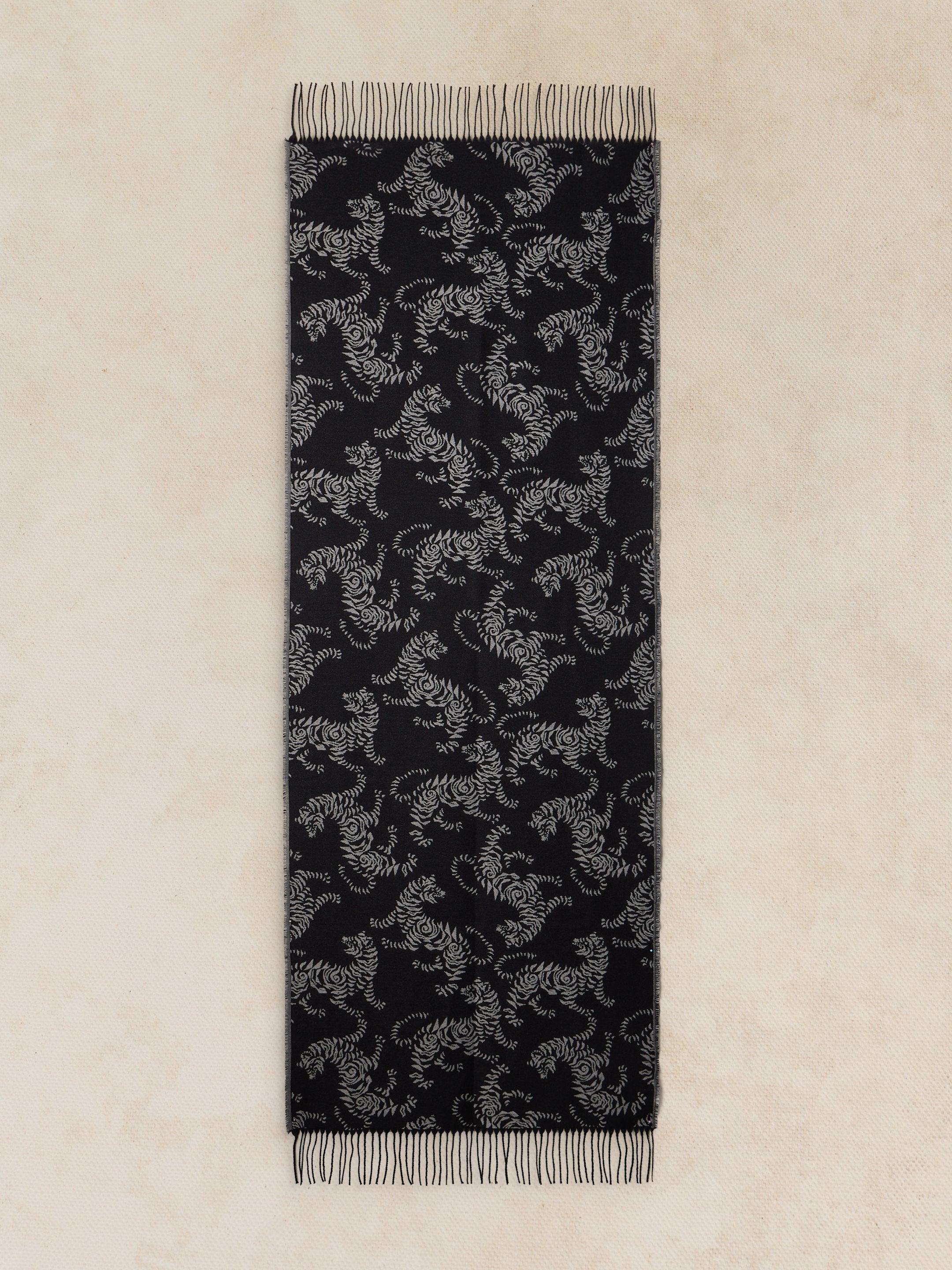 Midweight Pattern Scarf