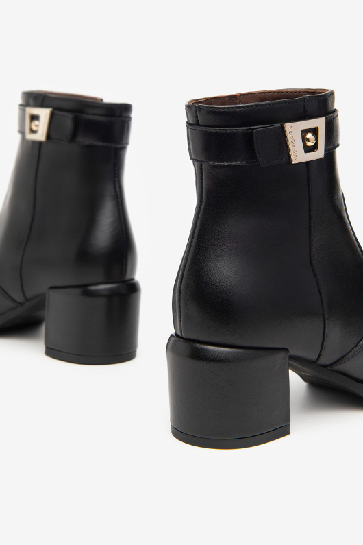 An image of the Nero Giardini Heeled Ankle Boots