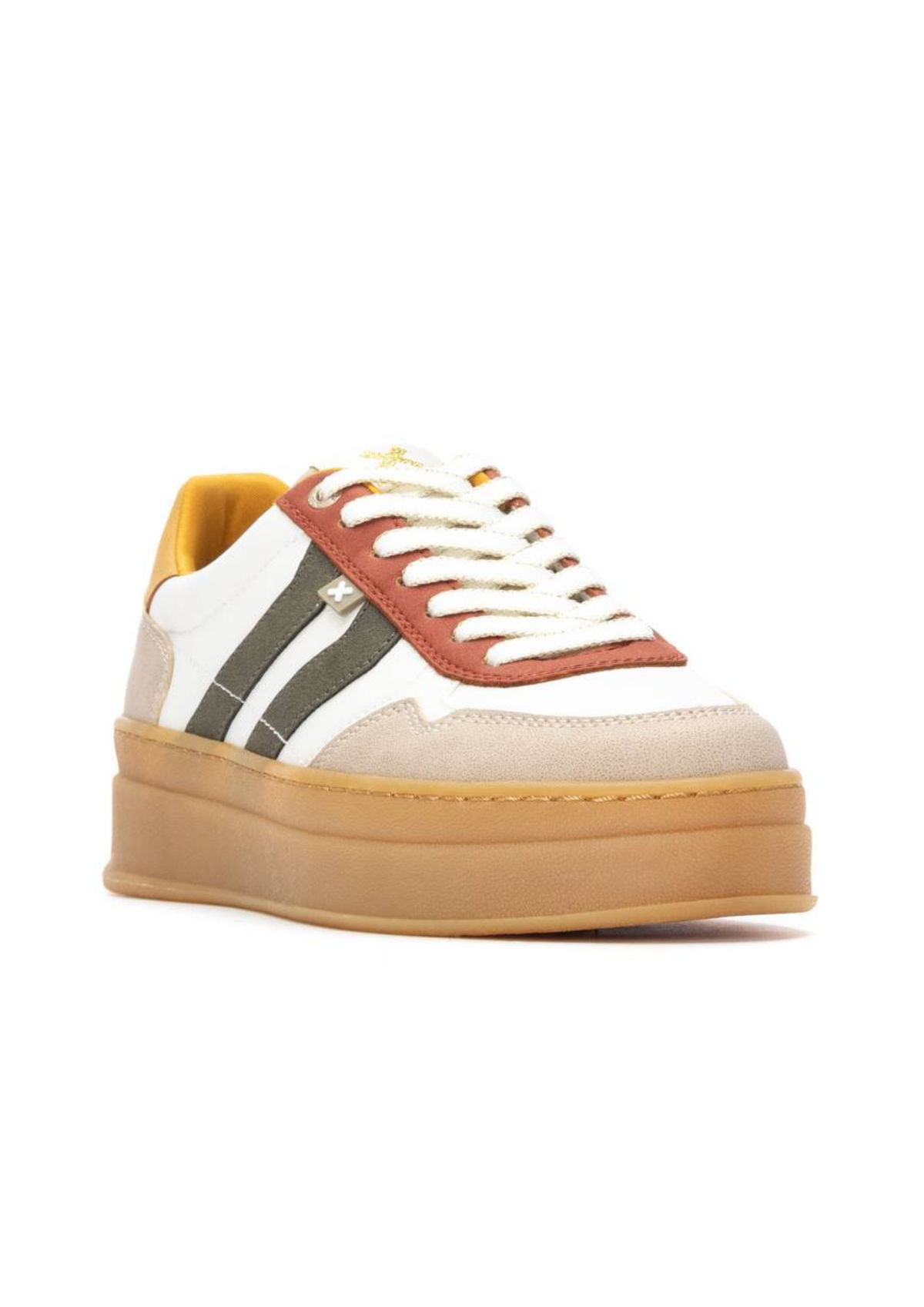 An image of the Xti Leather Trainers