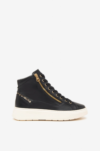 An image of the Nero Giardini High Trainers