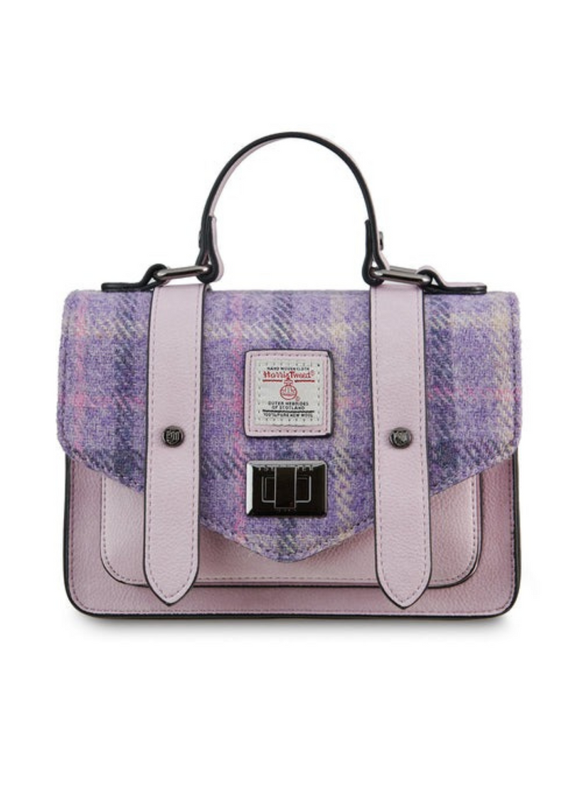 An image of the Islander The Mini Satchel