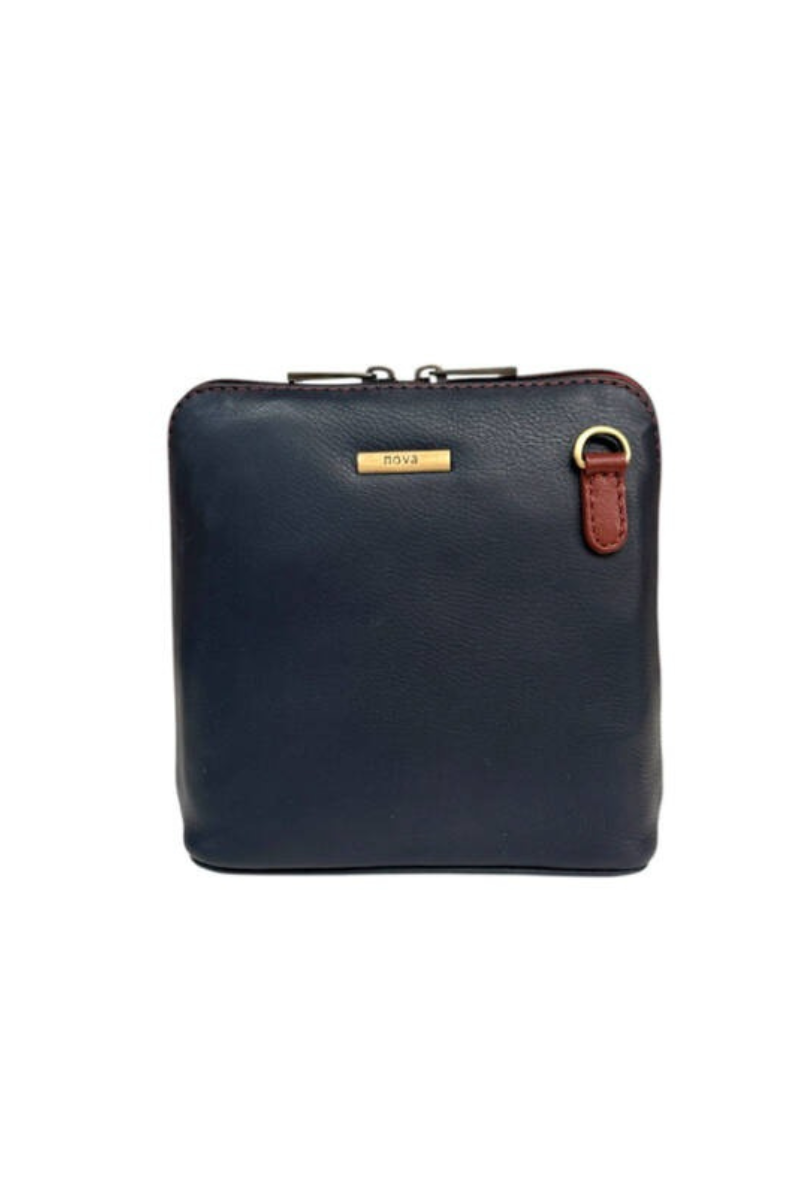 An image of the Nova Leathers Small Dome Bag