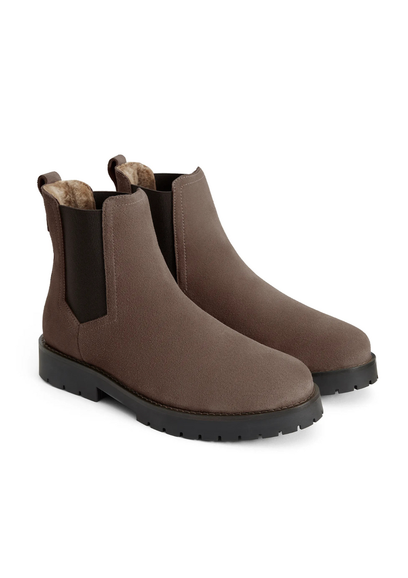 An image of the Fairfax & Favor Fairfax & Favor Sheepskin Boudica Fog Suede