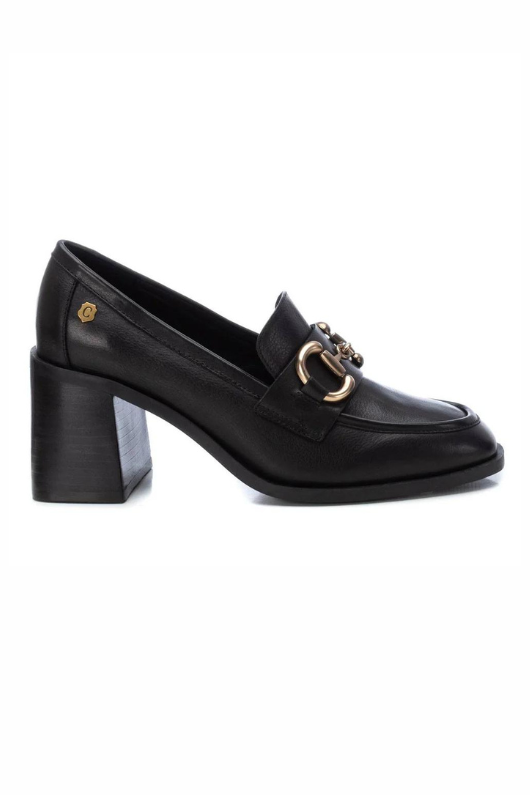 An image of the Carmela Heeled Leather Loafer