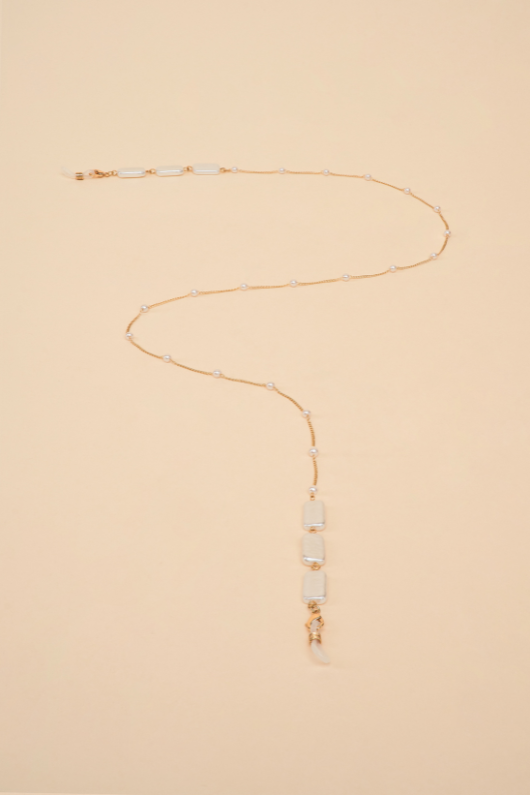Powder Sunglass Chain. A delicate gold chain with sweet pearl detail