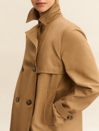 An image of the Emme Pelota Raincoat