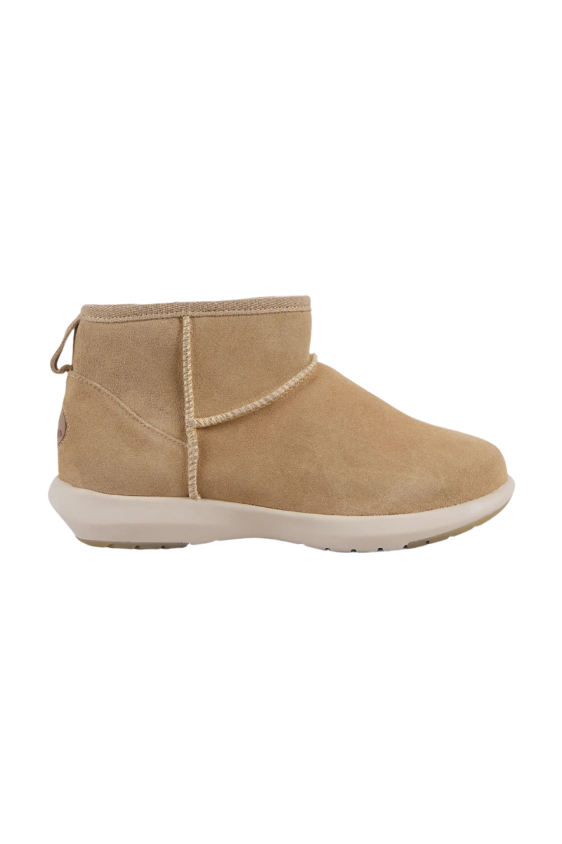 An image of the EMU Australia Sporty Stinger Micro Boot