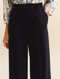 An image of the Emme Assenzi Long Trousers