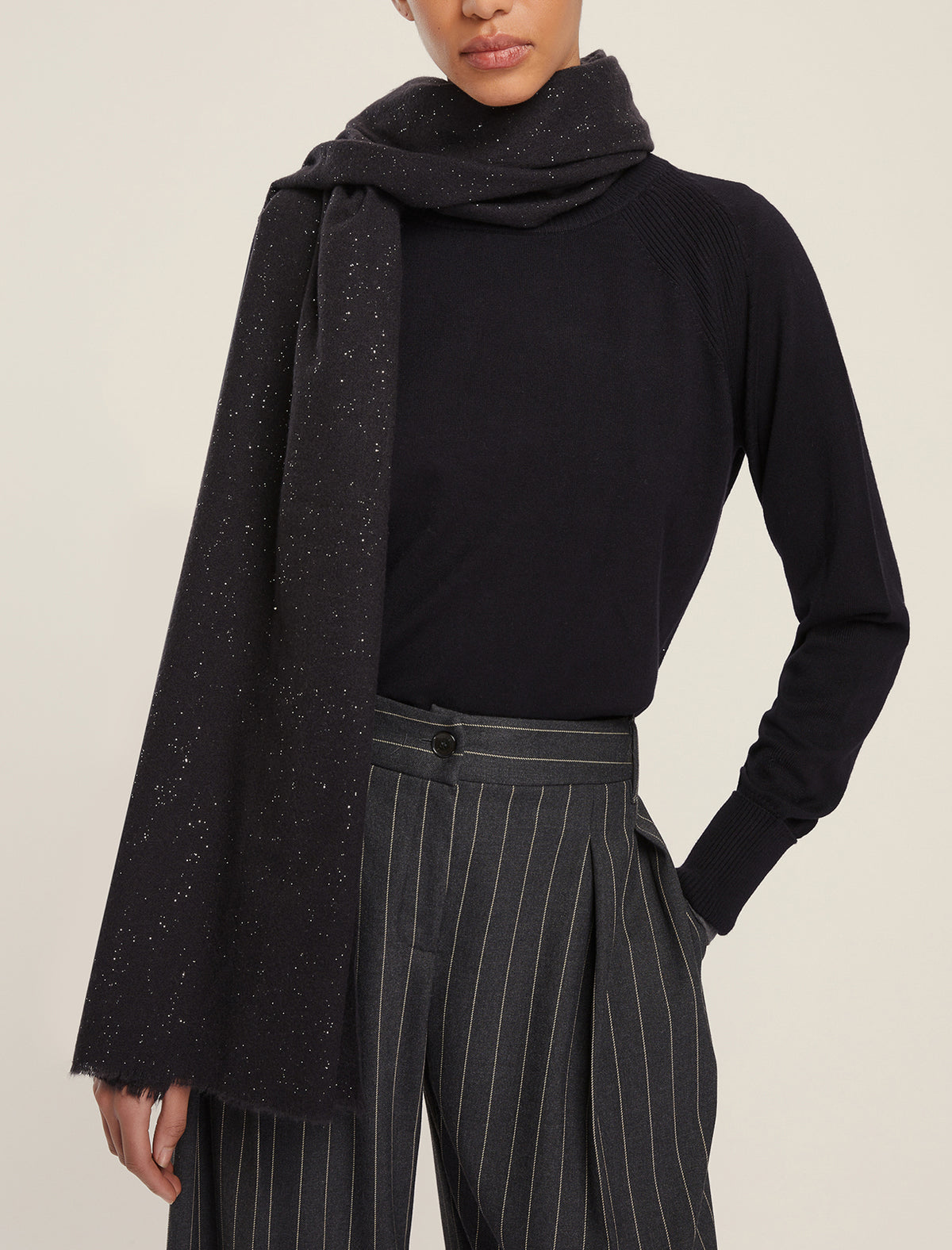 An image of the Emme Rinvio Scarf