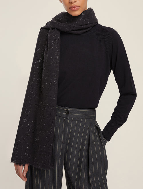 An image of the Emme Rinvio Scarf