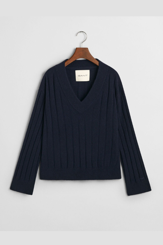An image of the Gant Wide Ribbed Wool V-Neck