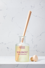 An image of the Essence of Harris Reed Diffuser 175ml