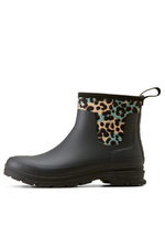 An image of the Ariat Kelmarsh Shortie Rubber Boot in the colour Black/Leopard Camo.